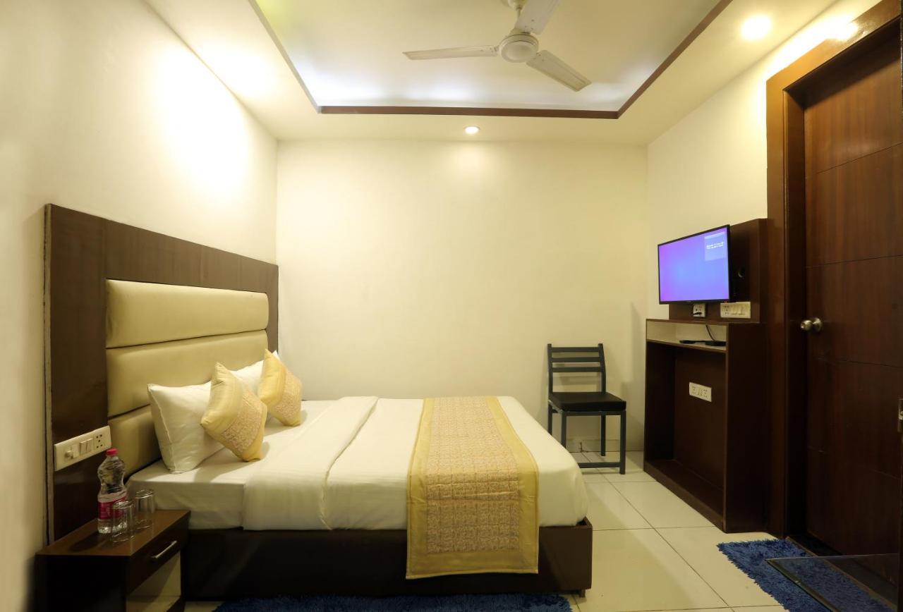 Hotel Qualia Suites At Delhi Airport Nové Dillí Exteriér fotografie